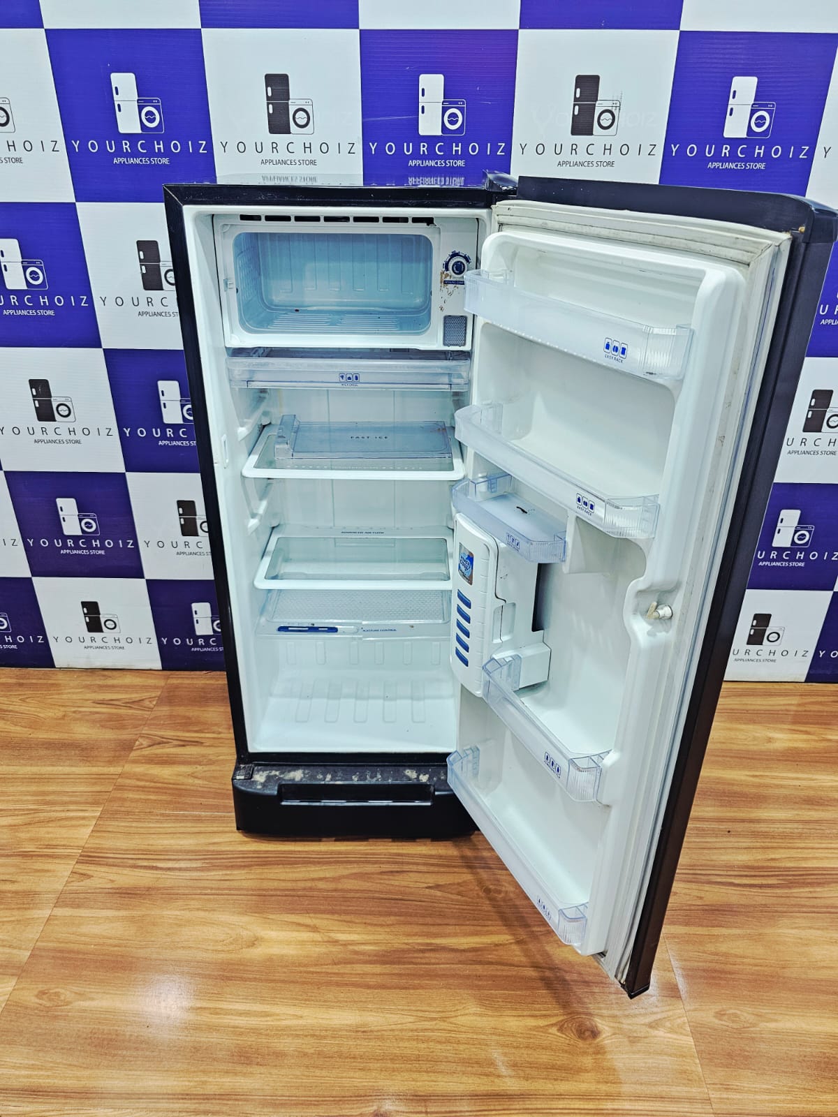 Whirlpool 190L Single Door Refrigerator (Pre-Owned)