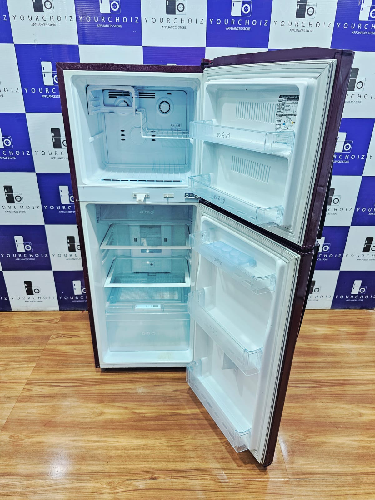 LG 240L Double Door Refrigerator (pre_Owned)