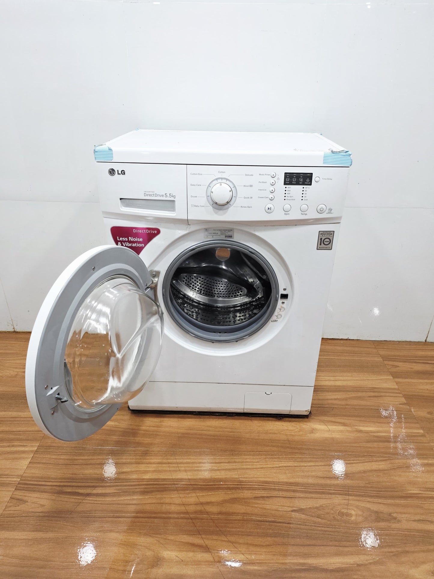 LG 5.5Kg Front Load Washing Machine (Refurbished)