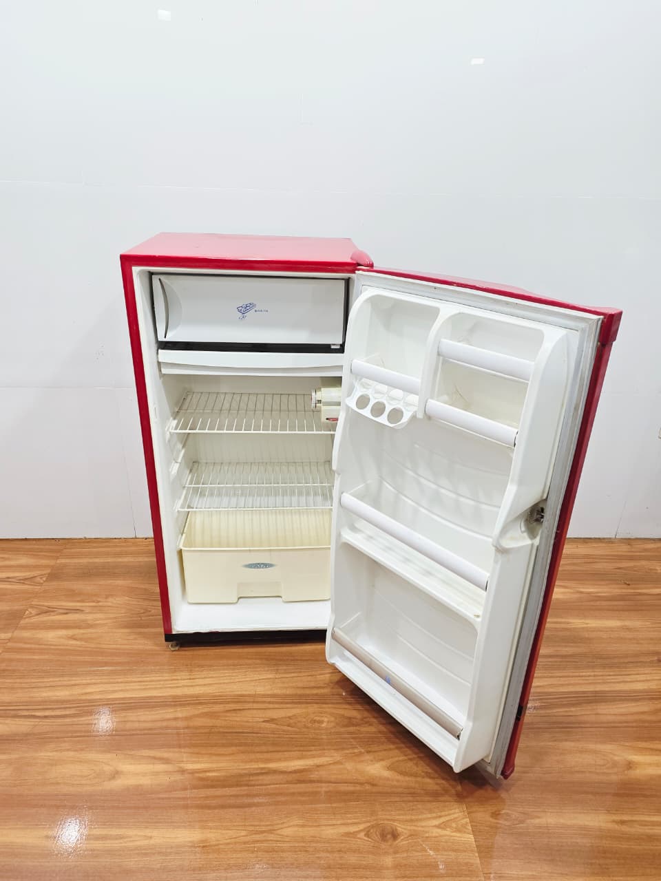 Whirlpool 180L Single Door Refrigerator (Refurbished)