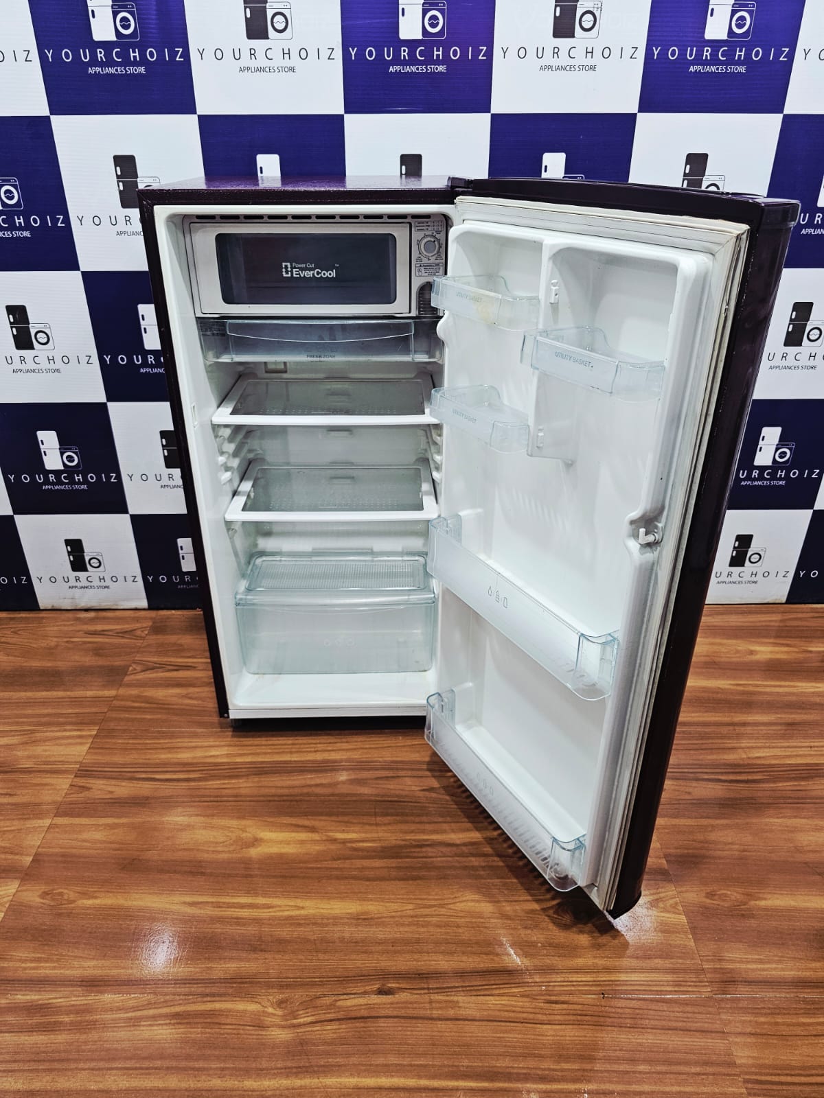 LG 190L Single Door Direct Cool Refrigerator (Pre-Owned)
