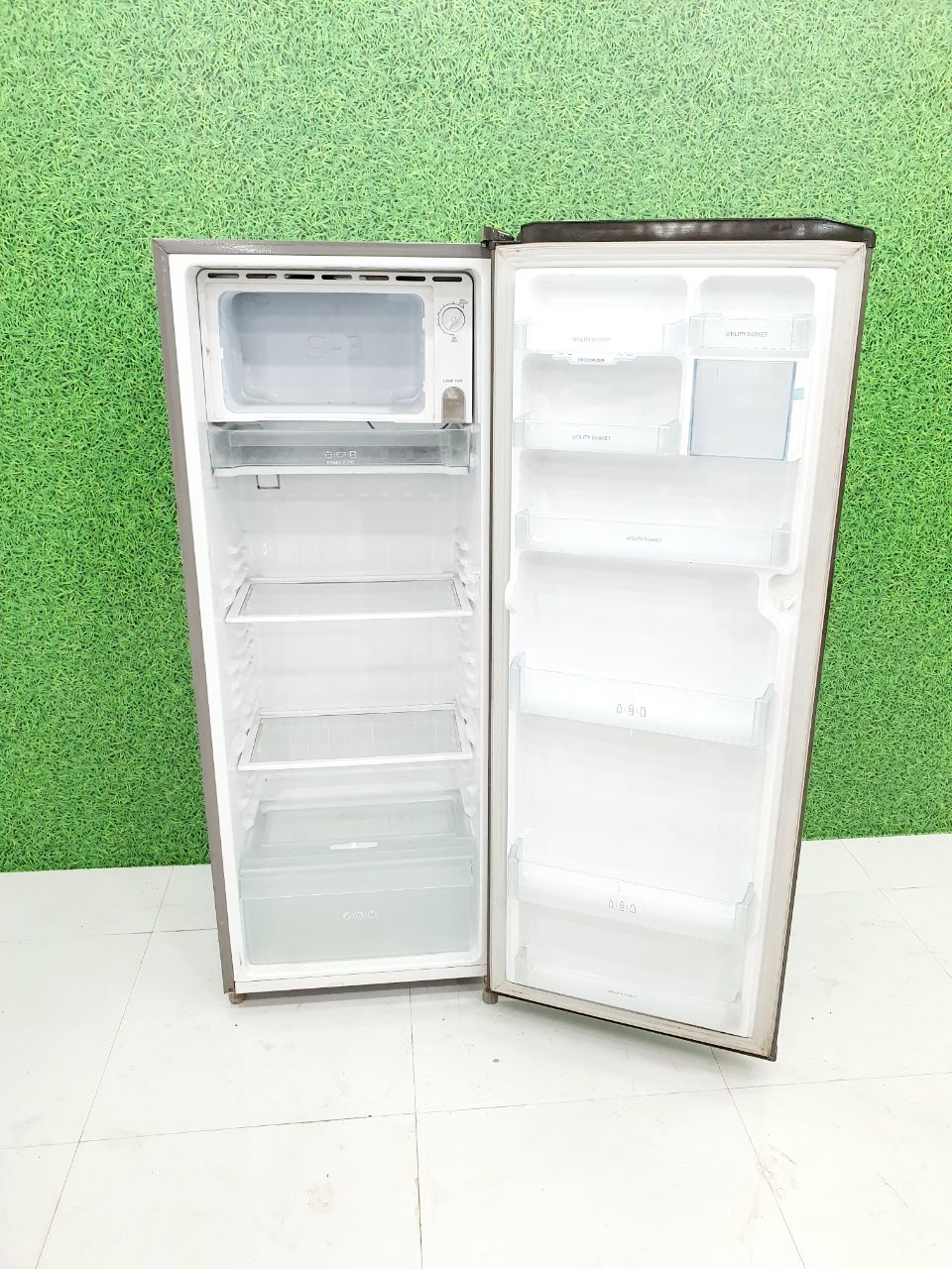 LG 200 L Single Door Refrigerator – Grey Finish (Refurbished)