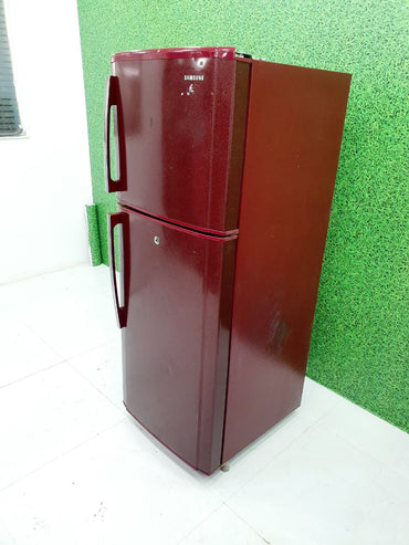 Samsung 250–275 L Double Door Refrigerator – Maroon Finish (Refurbished)