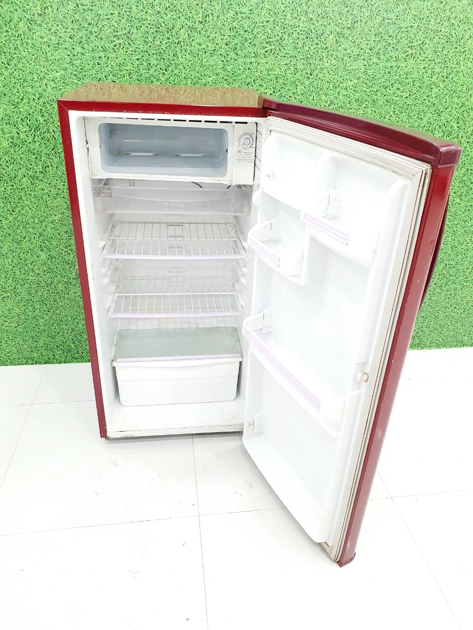 LG 190–200 L Single Door Refrigerator – Red Finish (Refurbished)