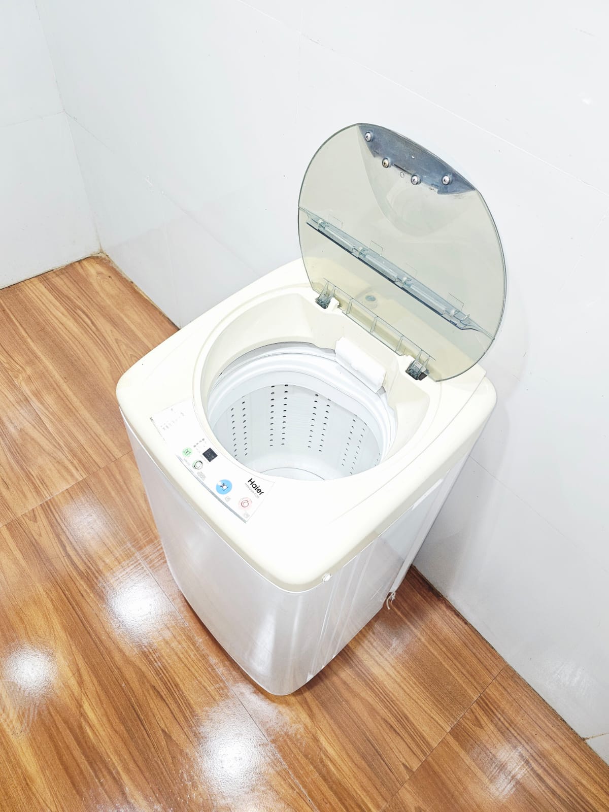 Haier 6Kg Fully Automatic Top Load Washing Machine – White (Refurbished)