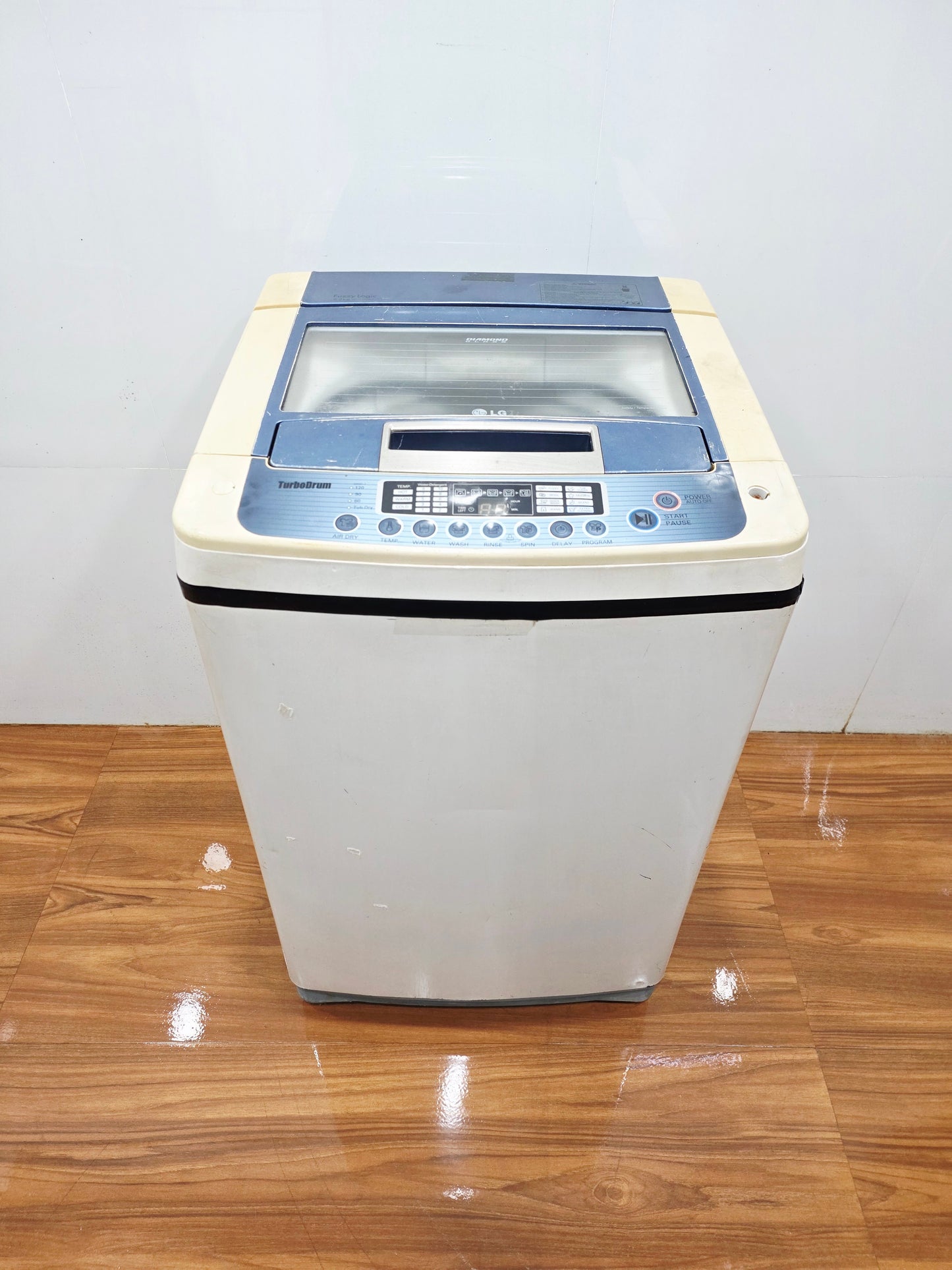 LG 6.2kg Top Load Fully Automatic Washing Machine (Pre-Owned)