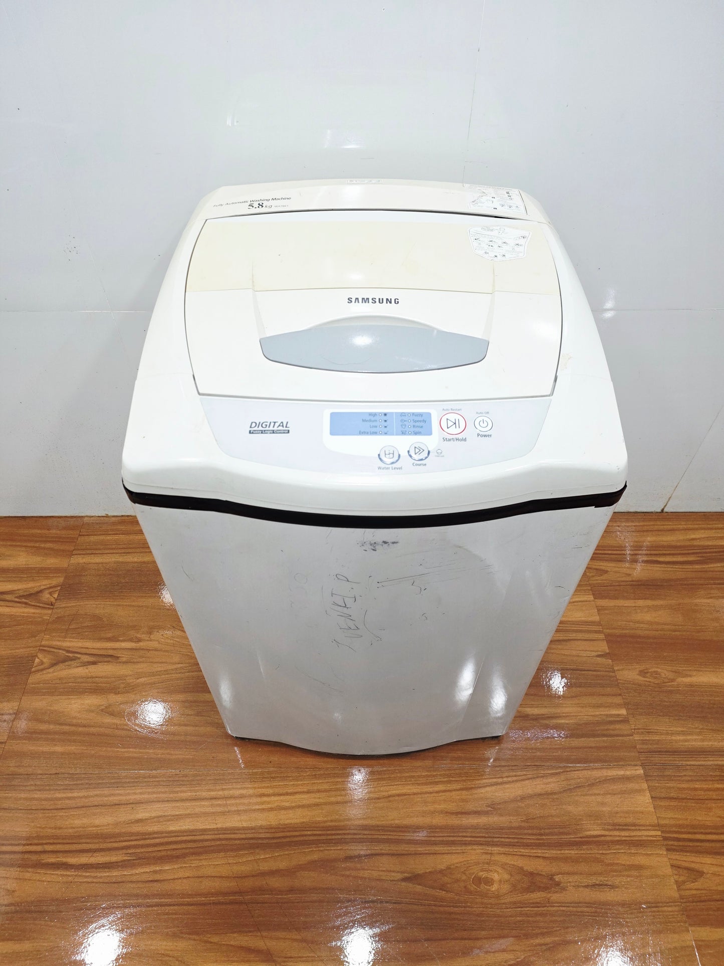 Samsung 5.8kg Top Load Fully Automatic Washing Machine (Pre-Owned)