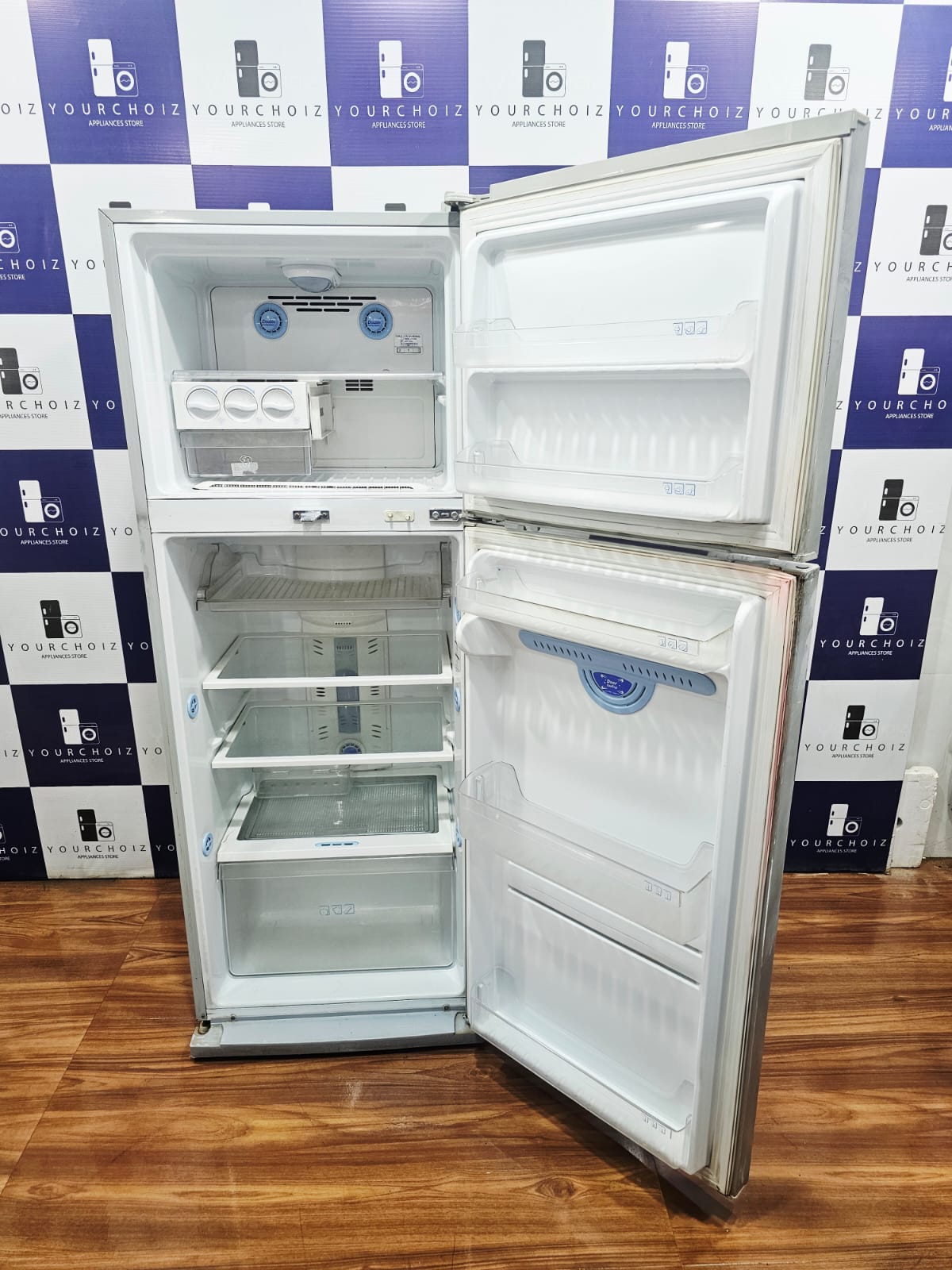 LG 300L Double Door Refrigerator (Pre_Owned)