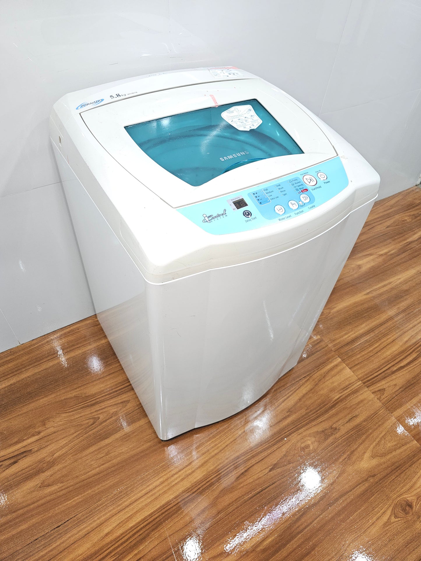 Samsung 6 Kg Fully Automatic Top Load Washing Machine (Refurbished)
