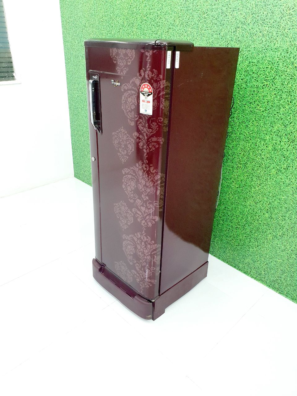 Whirlpool 190–200 L Single Door Refrigerator – Floral Design (Refurbished)