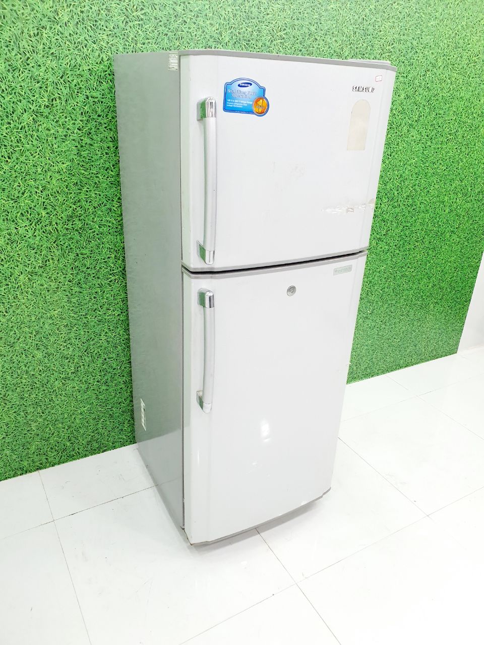 Samsung 245L Double Door Refrigerator – Frost Free (Refurbished)