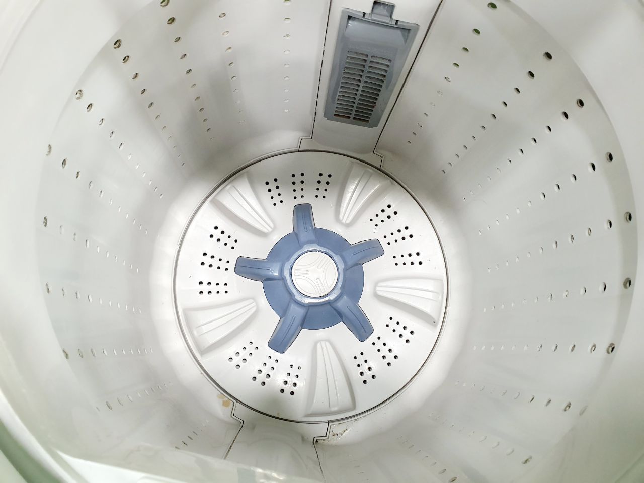 Samsung 6.2 Kg Fully Automatic Top Load Washing Machine – Wobble Technology (Refurbished)