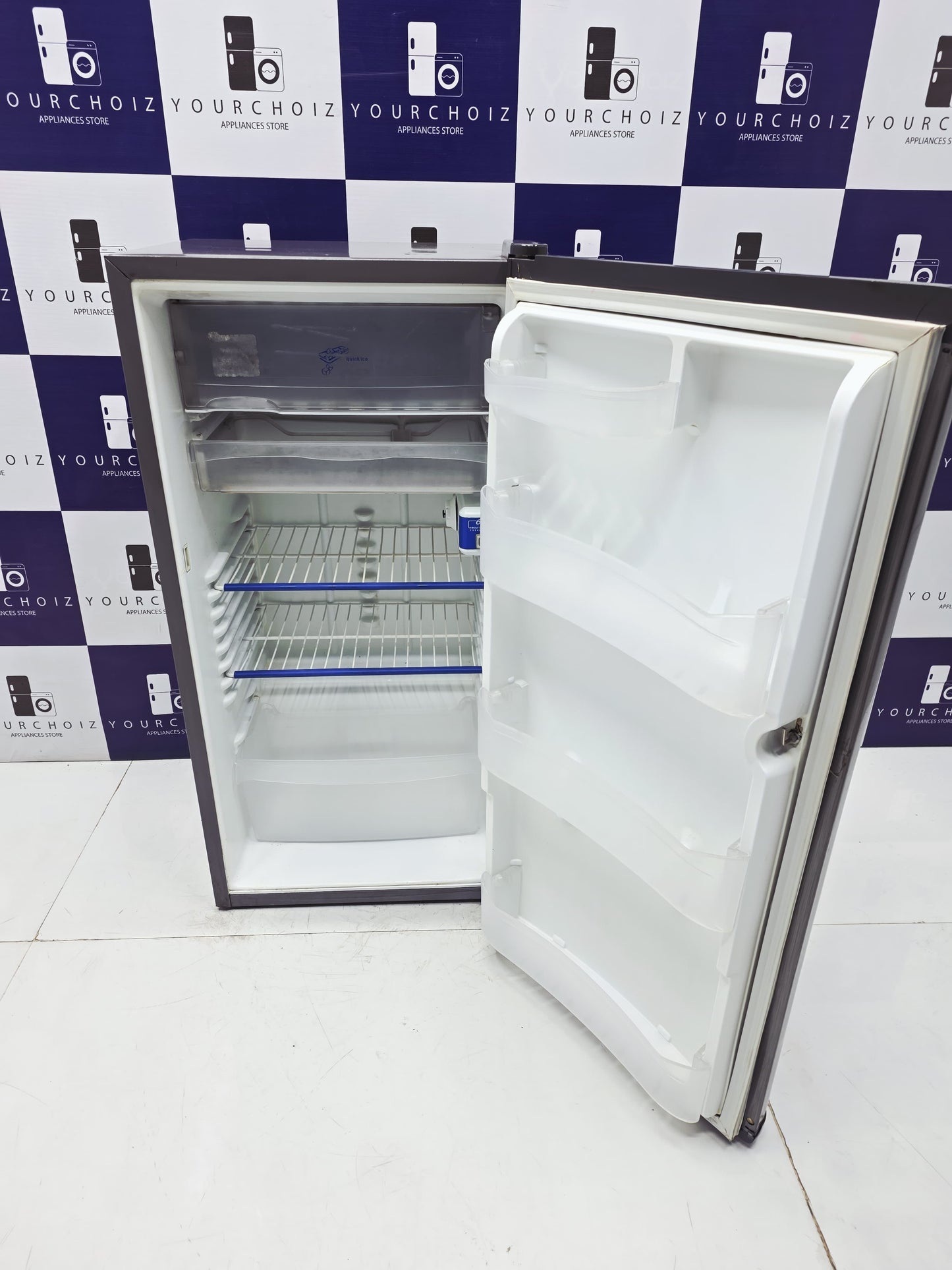 Whirlpool 200L Single Door Refrigerator (Pre-Owned)