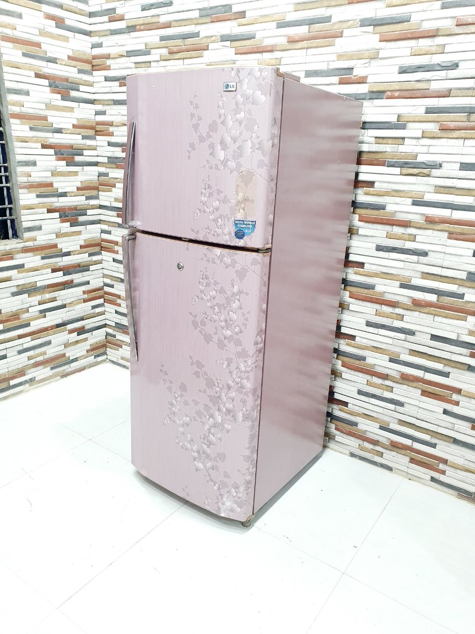 LG 260L Frost-Free Double Door Refrigerator – Floral Pink (Refurbished)