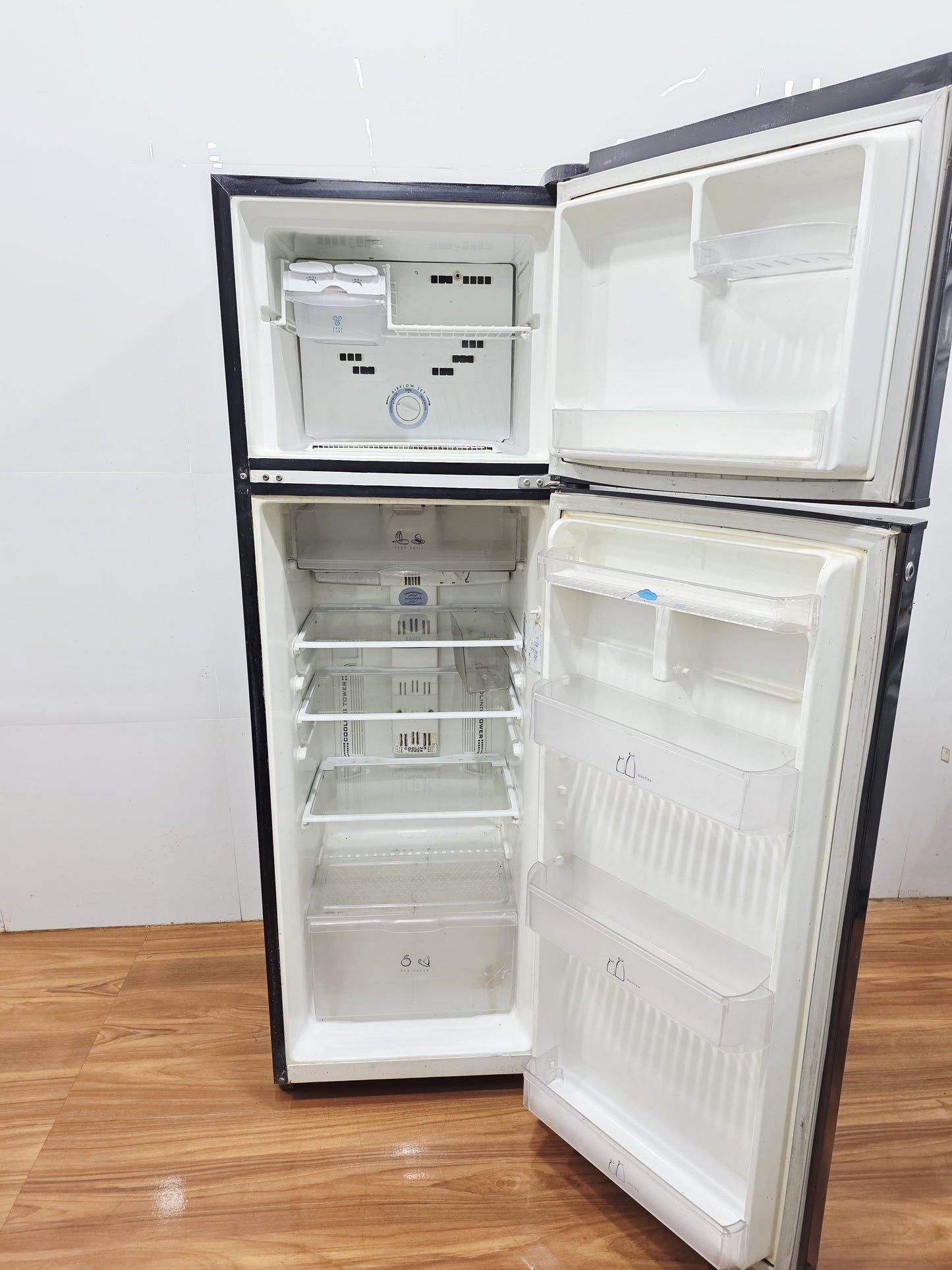 Whirlpool 280L Double Door Refrigerator (Refurbished)