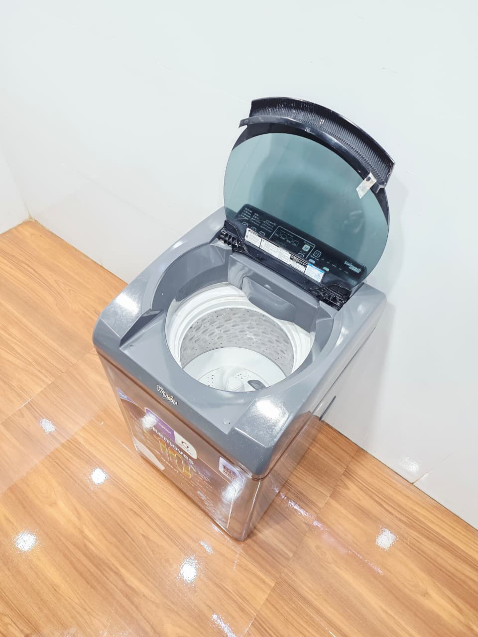 Whirlpool 6.2kg Top Load Washing Machine (Refurbished)