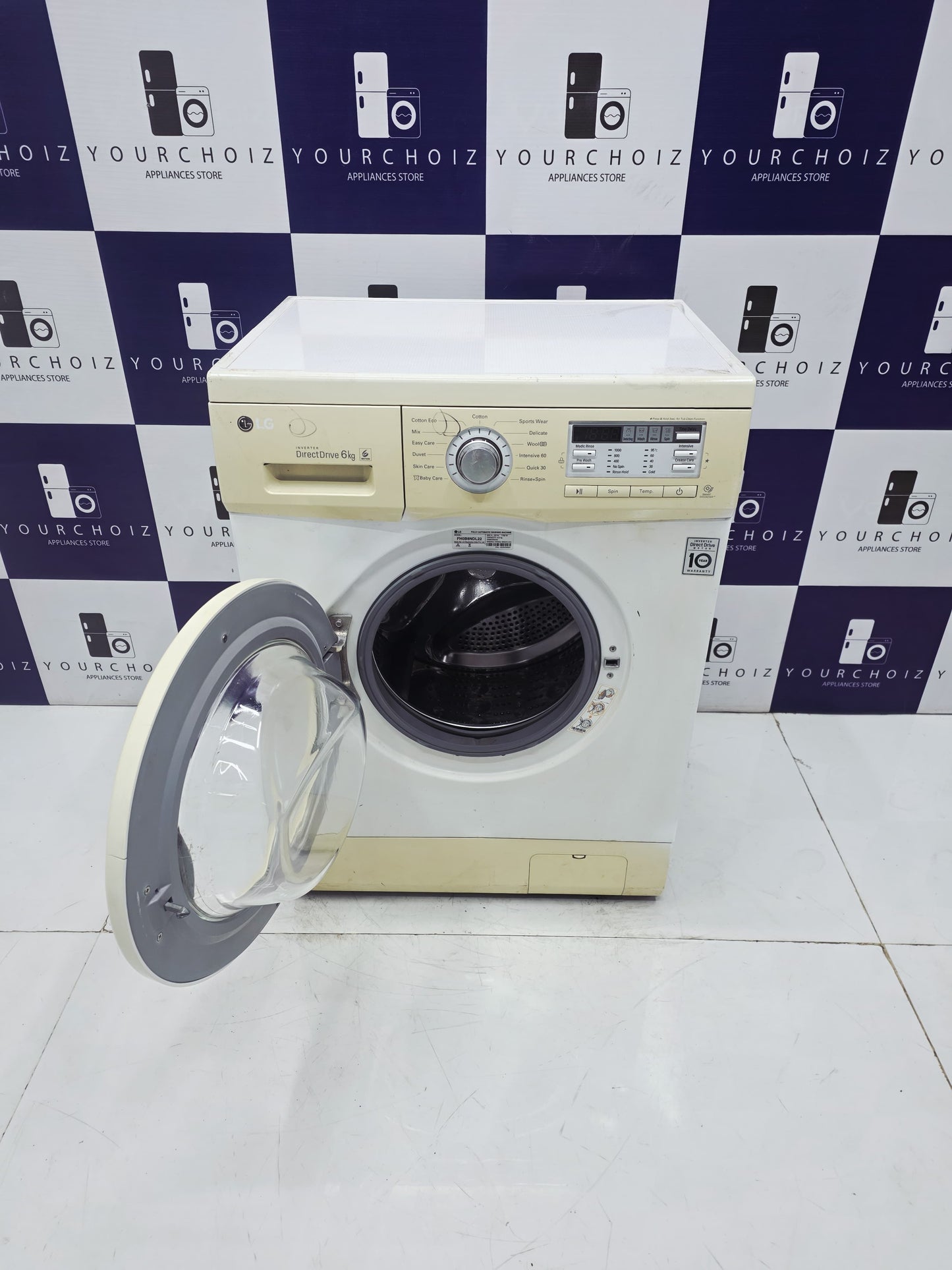 LG 6kg Front Load Fully Automatic Washing Machine Direct Drive  (Pre-Owned)