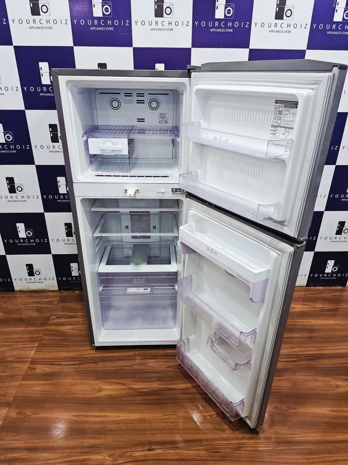 LG 240L Double Door Refrigerator (Pre-Owned)