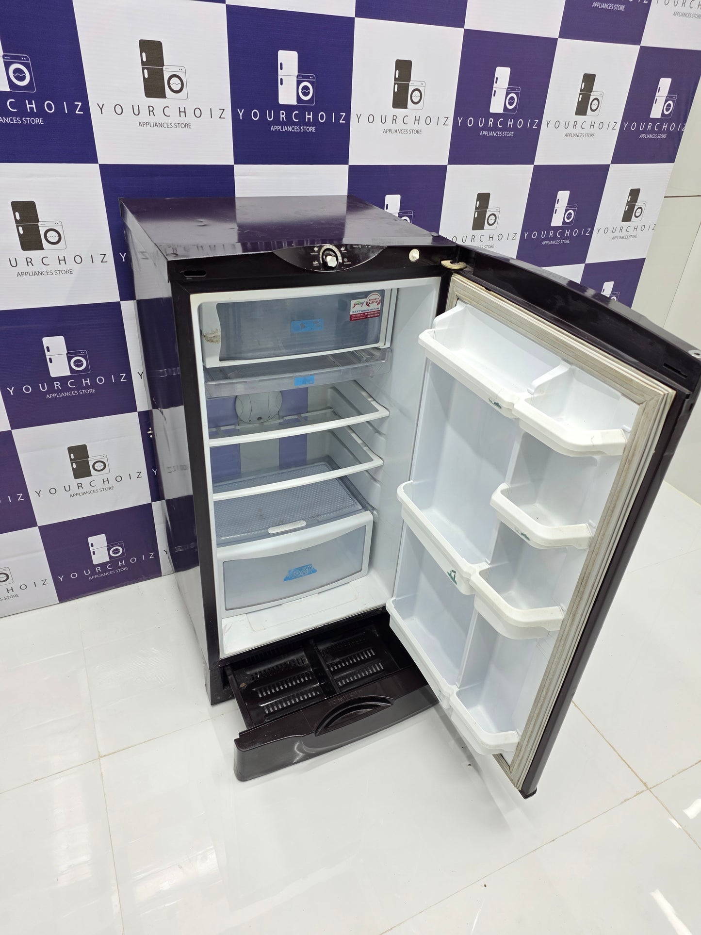 Godrej 190L Single Door Refrigerator Direct Cool (Pre-Owned)