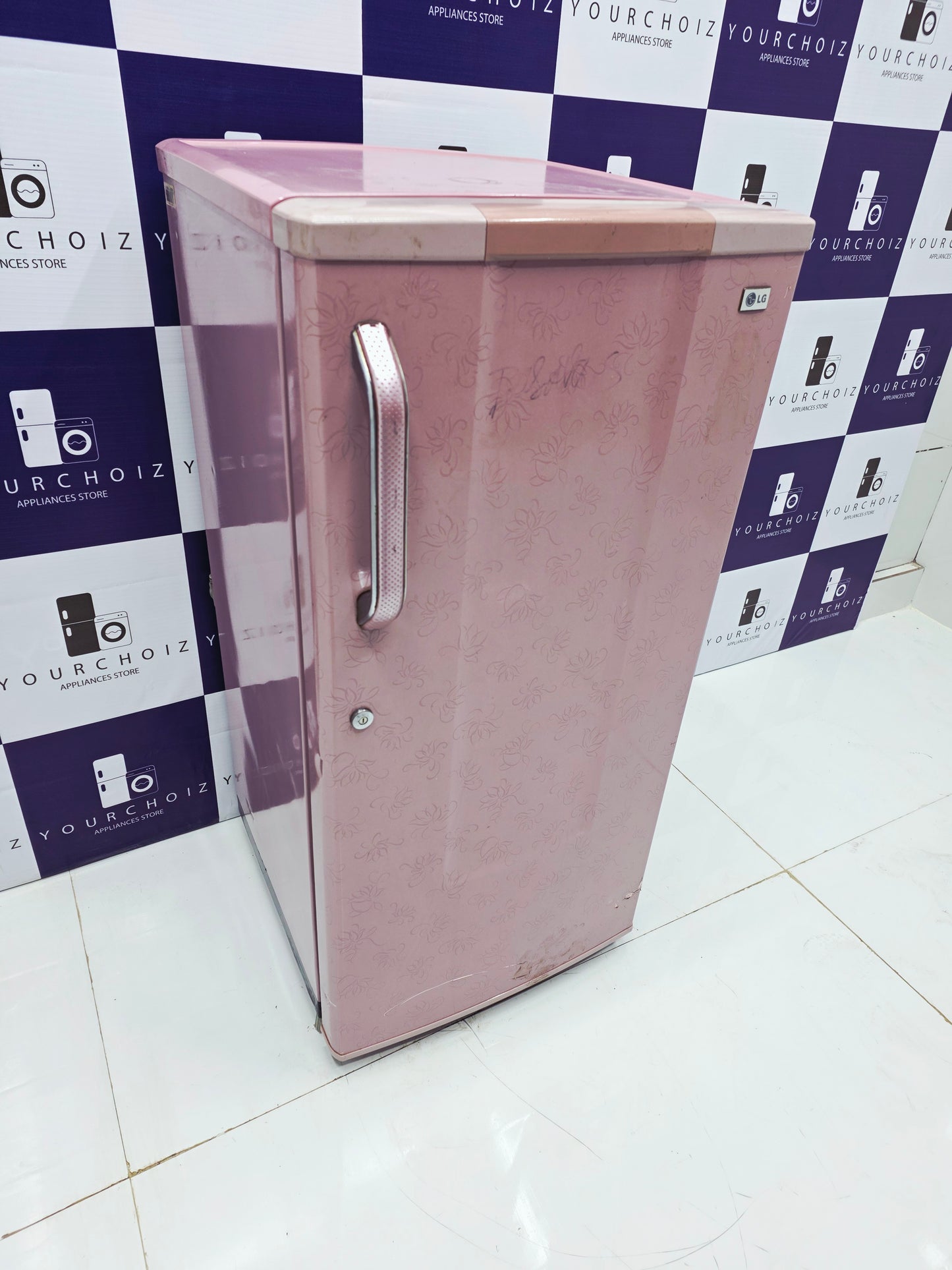 LG 190L Single Door Refrigerator Direct Cool (Pre-Owned)