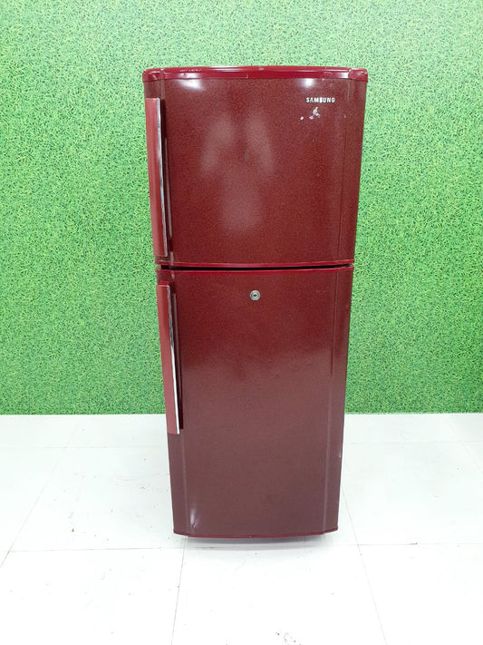 Samsung 250–275 L Double Door Refrigerator – Maroon Finish (Refurbished)