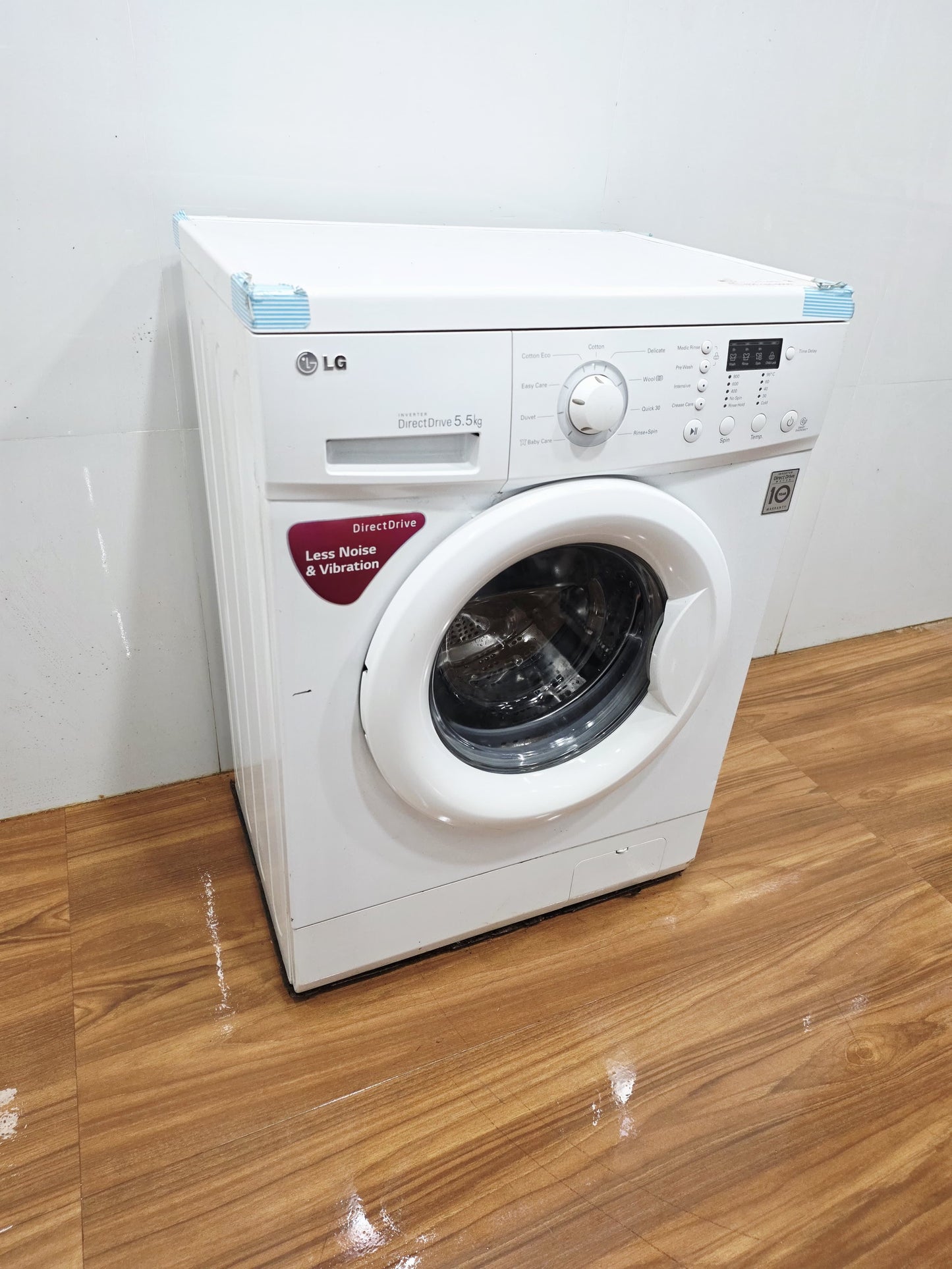 LG 5.5Kg Front Load Washing Machine (Refurbished)