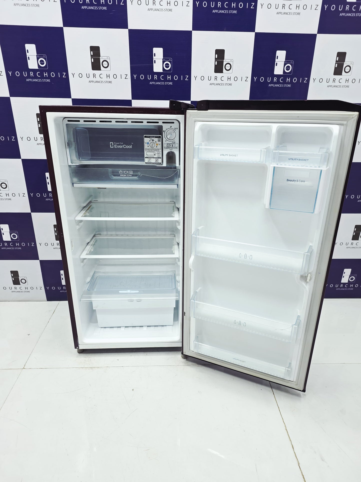 LG 215L single door Refrigerator (Pre-Owned)