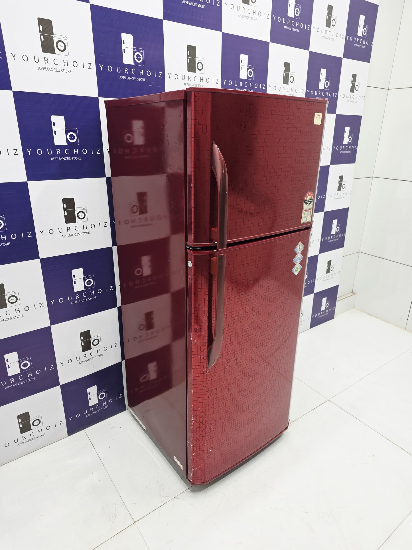 Godrej 250L Double Door Refrigerator (Pre-Owned)