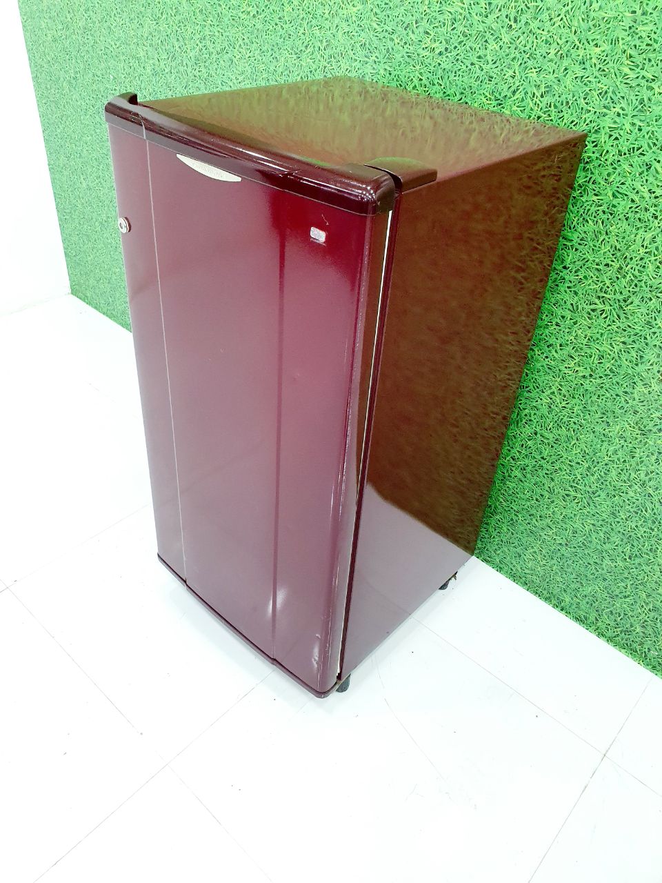 Videocon 180 L Single Door Refrigerator – Maroon Finish (Refurbished)