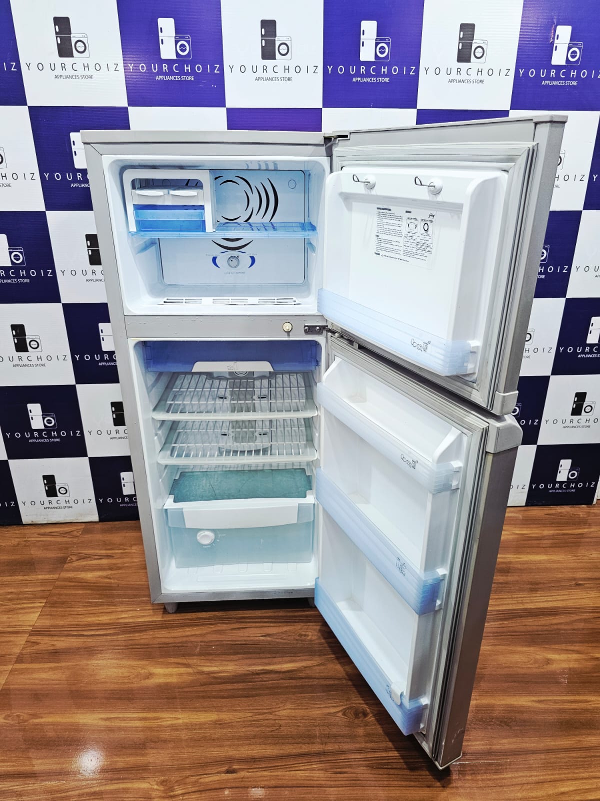 Godrej 240L Double Door Refrigerator (Pre-Owned)