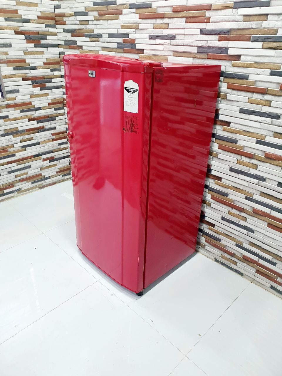 Haier 190L Direct Cool Single Door Refrigerator – Ruby Red (Refurbished