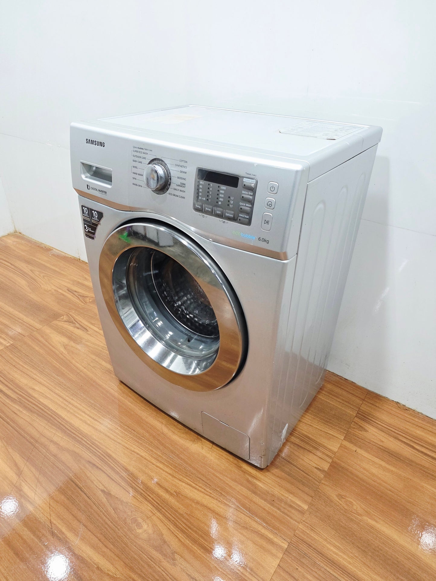 Samsung 6 Kg Fully Automatic Front Load Washing Machine – Silver (Refurbished)