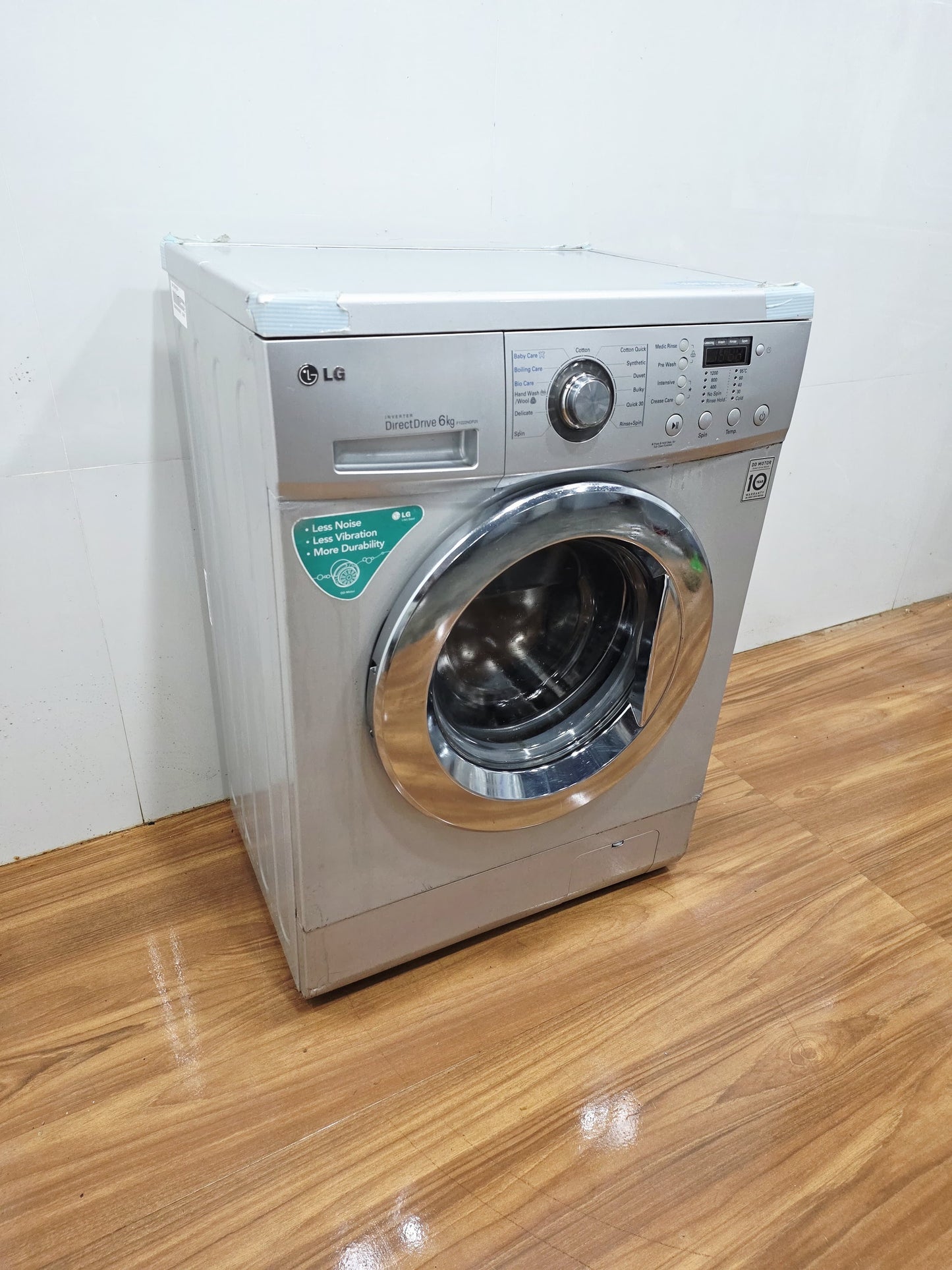 LG 6 Kg Front Load Washing Machine (Refurbished)