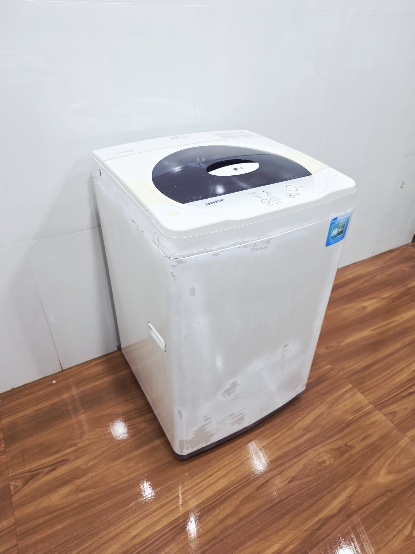 LG 6kg Top Load Fully Automatic Washing Machine (Pre-Owned)