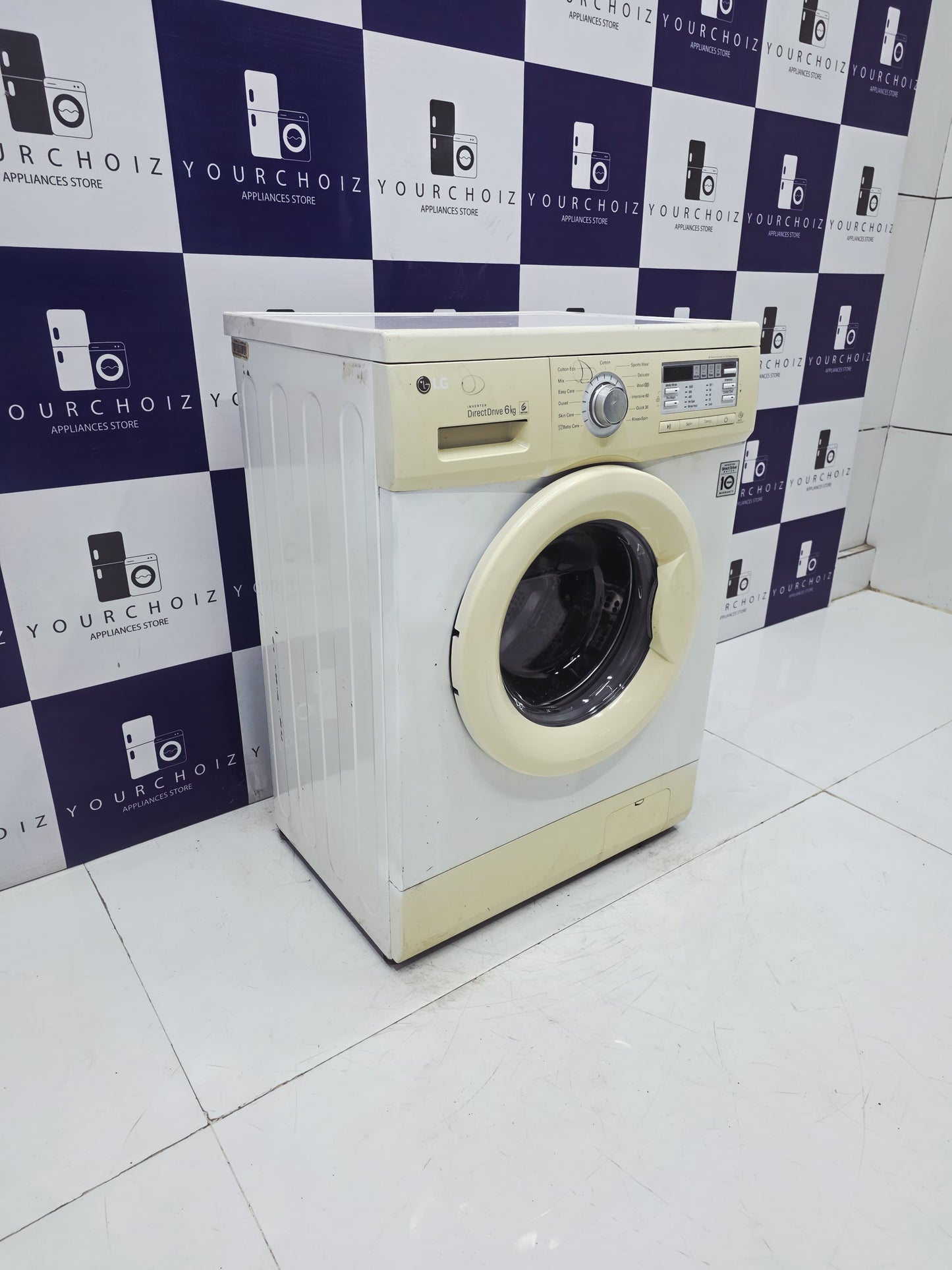 LG 6kg Front Load Fully Automatic Washing Machine Direct Drive  (Pre-Owned)