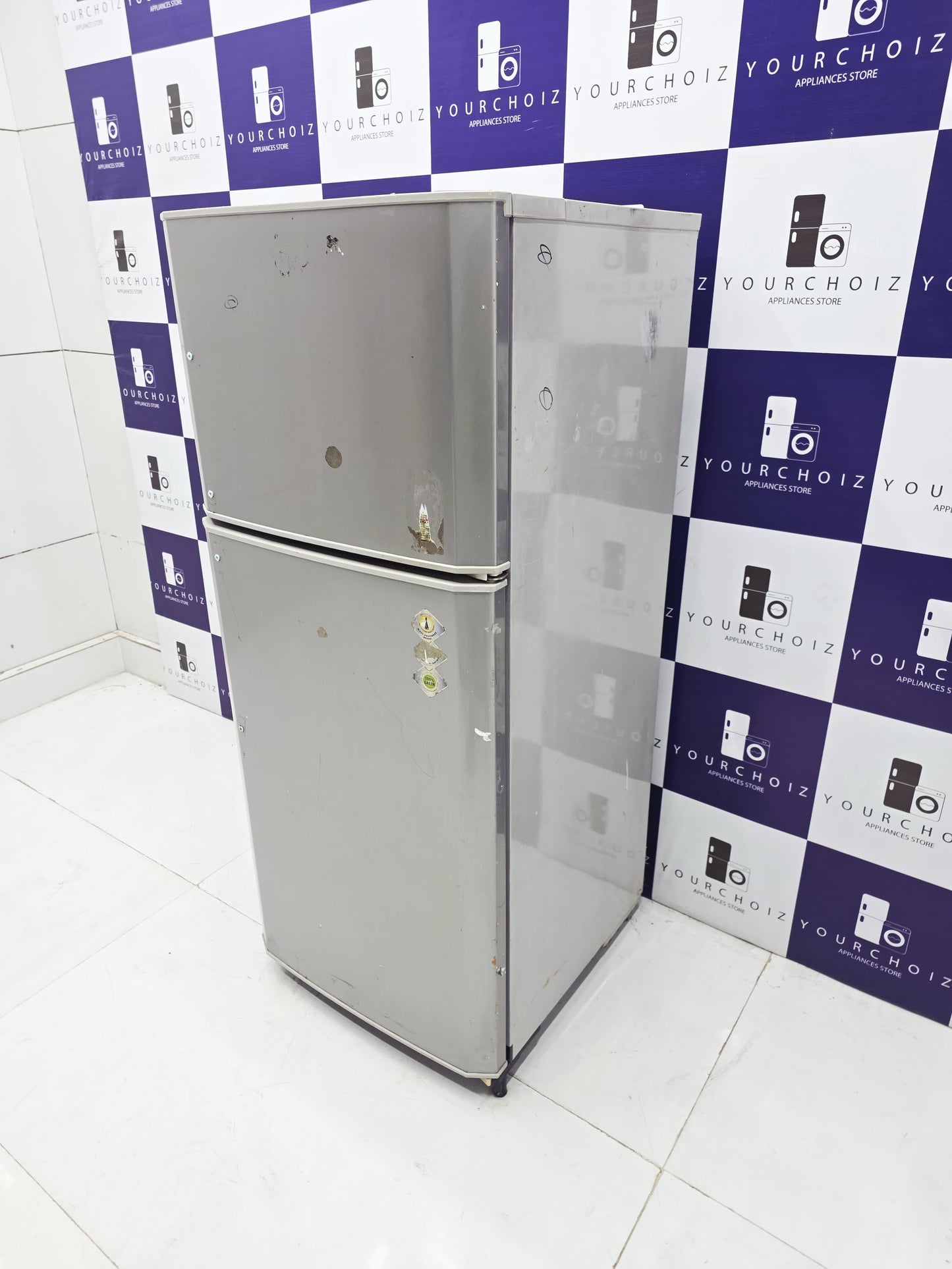 Godrej 230L Double Door Refrigerator (Pre-Owned)