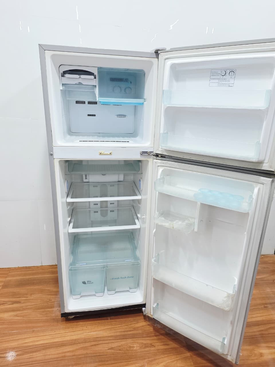 Samsung 280L Double Door Refrigerator (Refurbished)