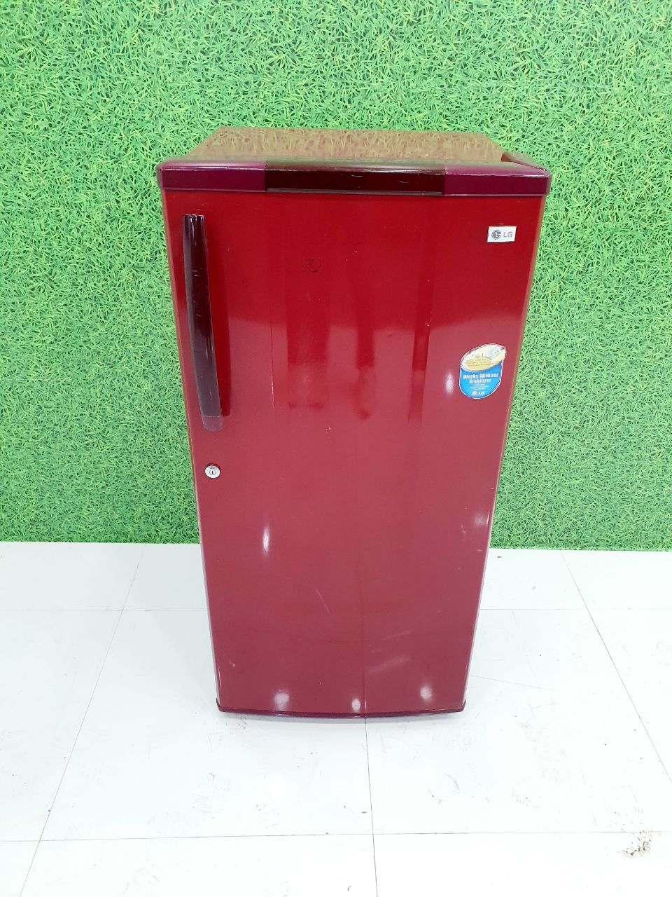 LG 190–200 L Single Door Refrigerator – Red Finish (Refurbished)