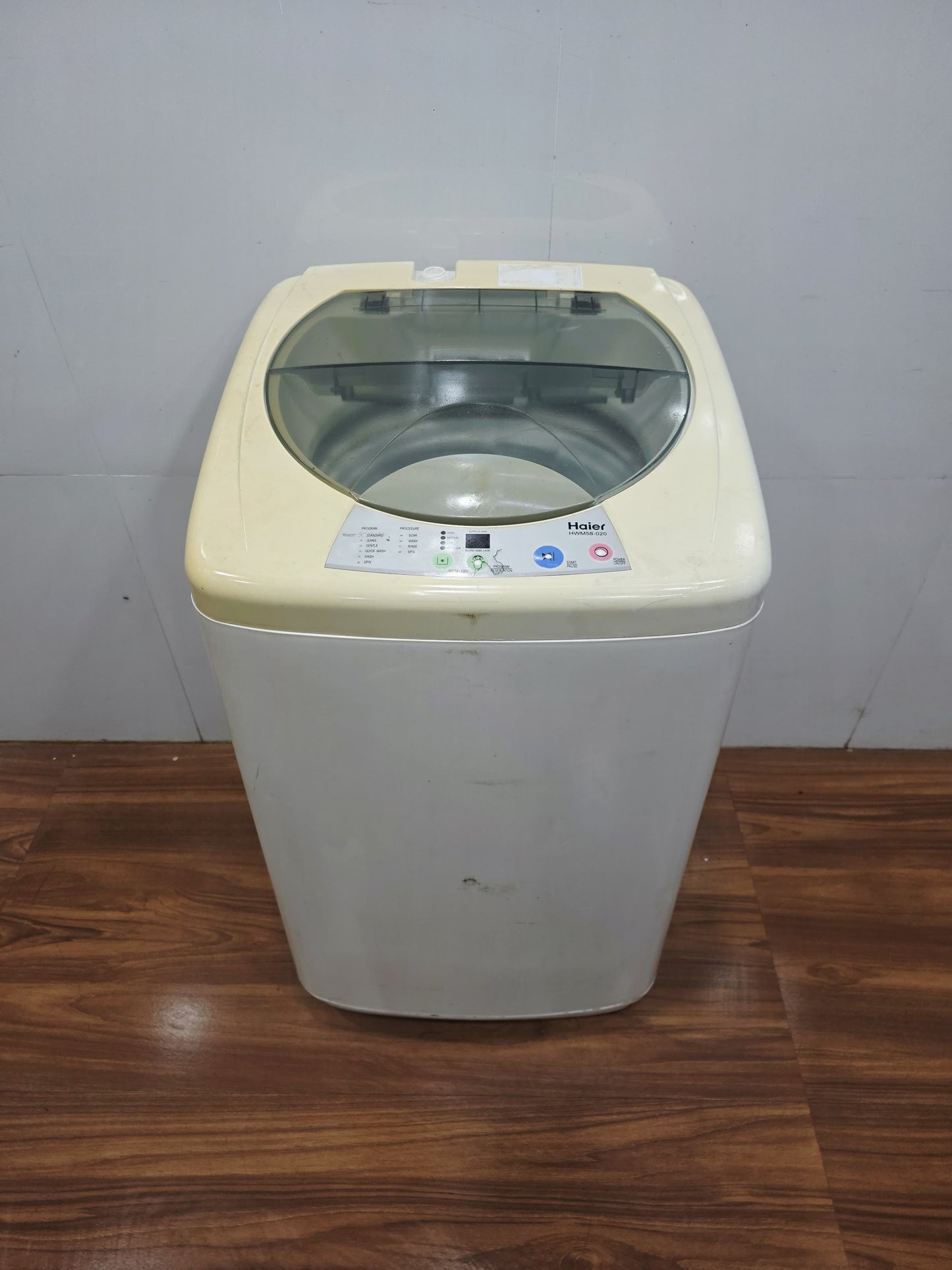 Haier 6kg Top Load Fully Automatic Washing Machine (Pre-Owned)