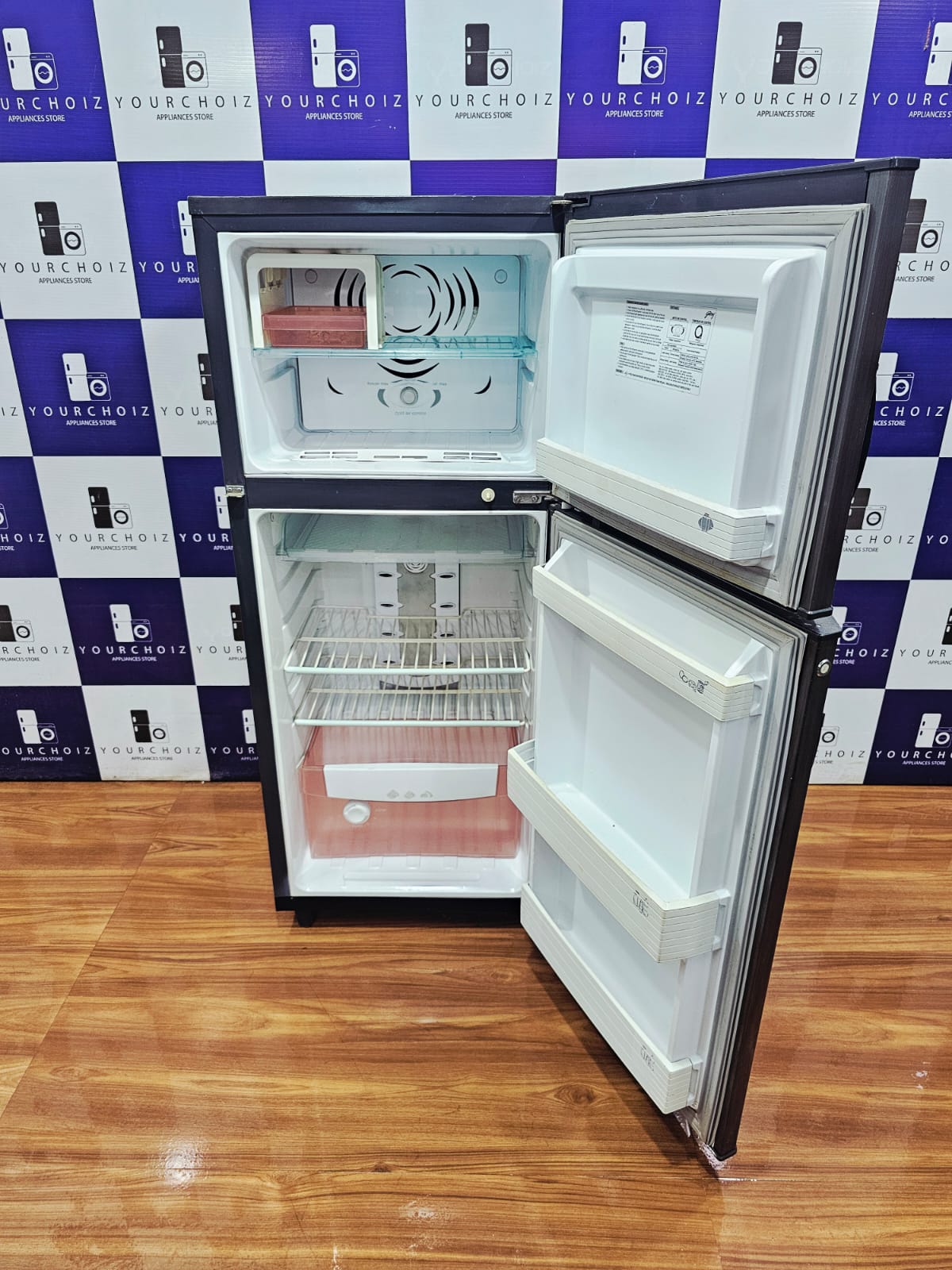 Godrej 231L Double Door Refrigerator (Pre-Owned)