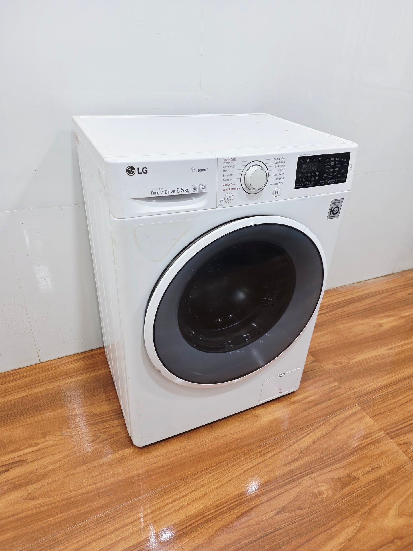LG 6.5kg Front Load Fully Automatic Washing Machine (Pre-Owned)