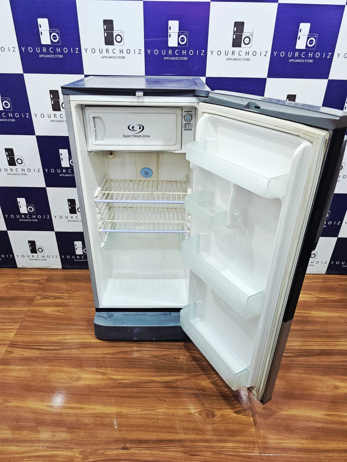 Samsung 180L Single Door Direct Cool Refrigerator (Pre-Owned)