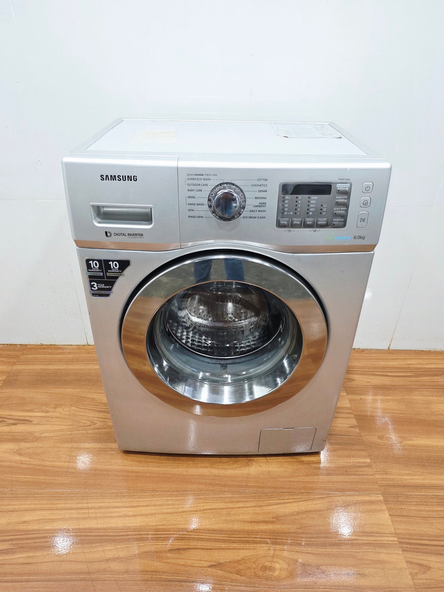 Samsung 6 Kg Fully Automatic Front Load Washing Machine – Silver (Refurbished)