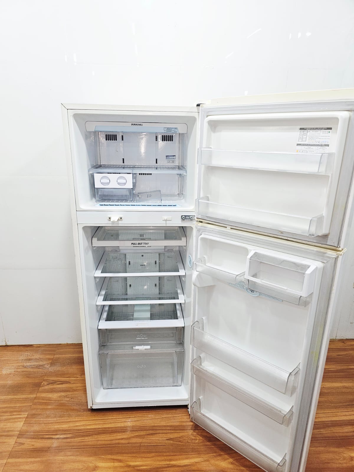 LG 285 L Double Door Refrigerator – White Floral (Refurbished)