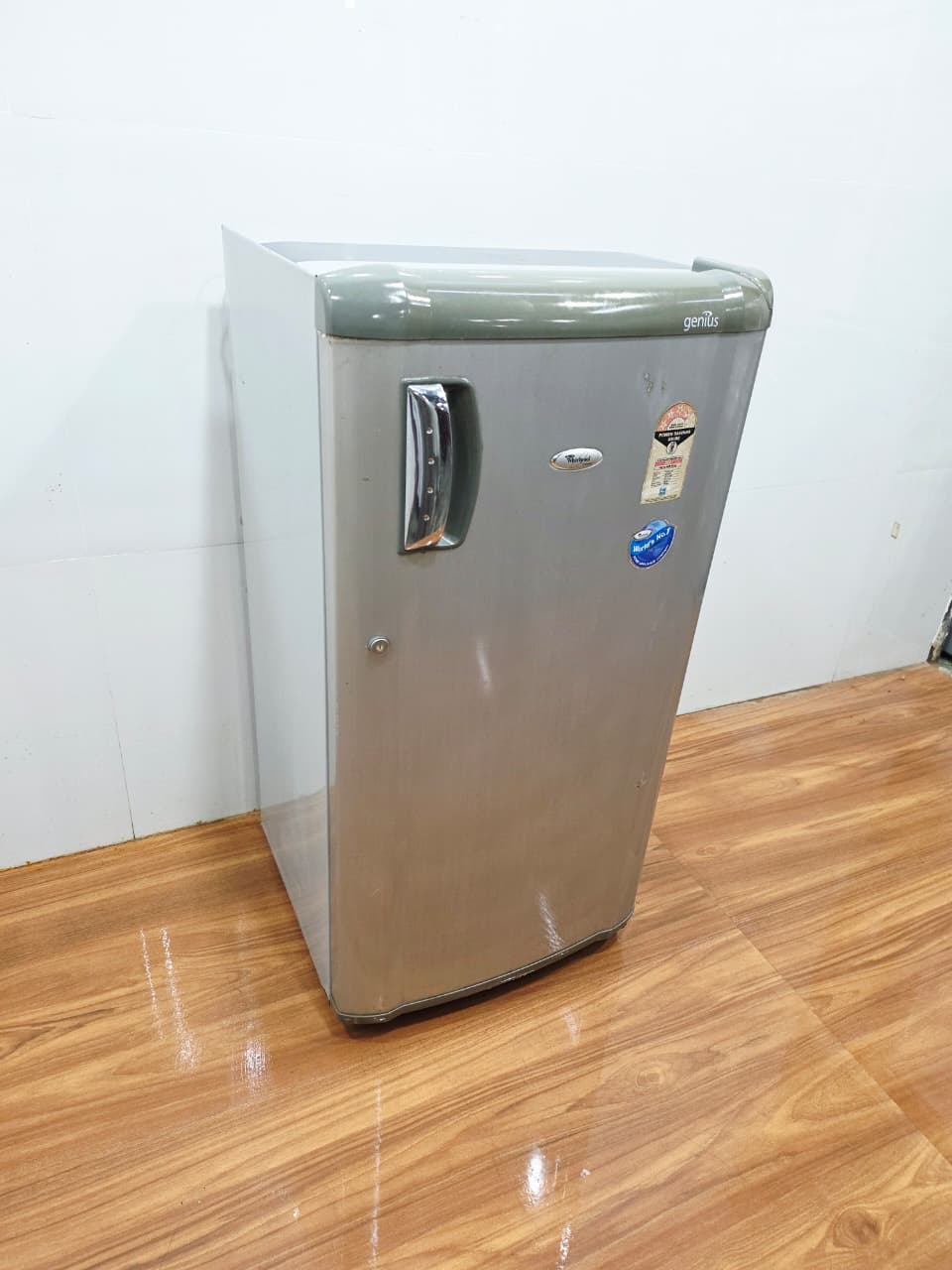 Whirlpool 190L Single Door Refrigerator (Refurbished)
