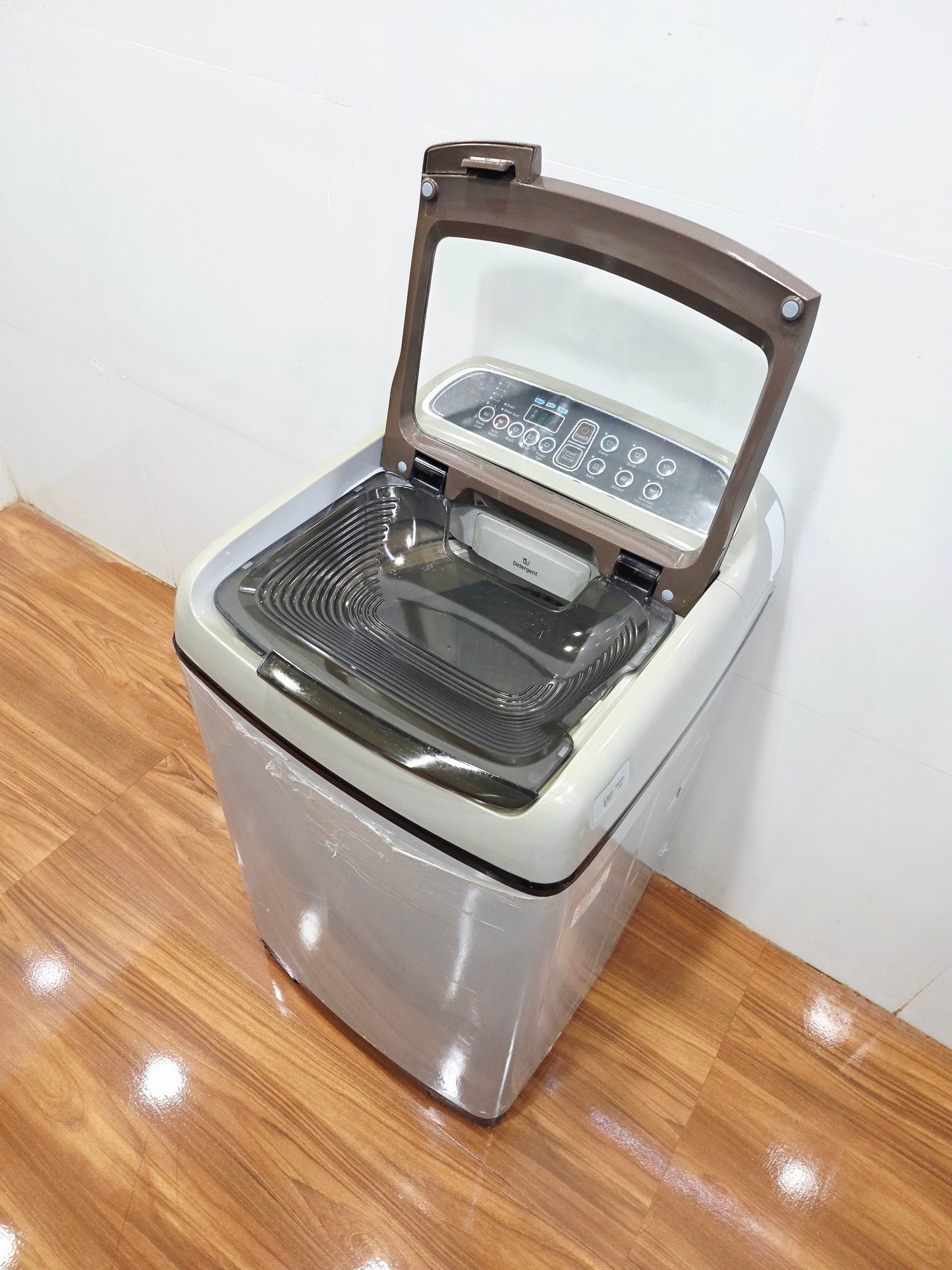 Samsung 6.2 Kg + 1 Kg Fully Automatic Top Load Washing Machine – Silver (Refurbished)