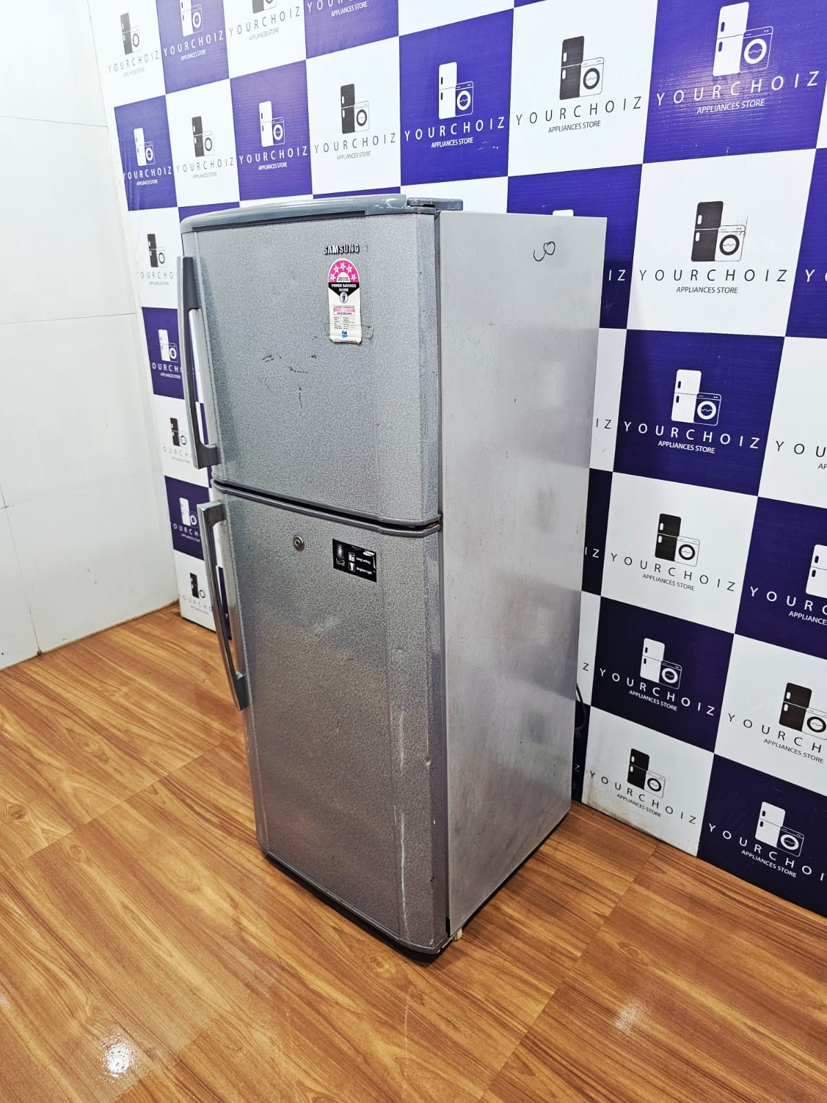 Samsung 230L Double Door Refrigerator (Pre-Owned)
