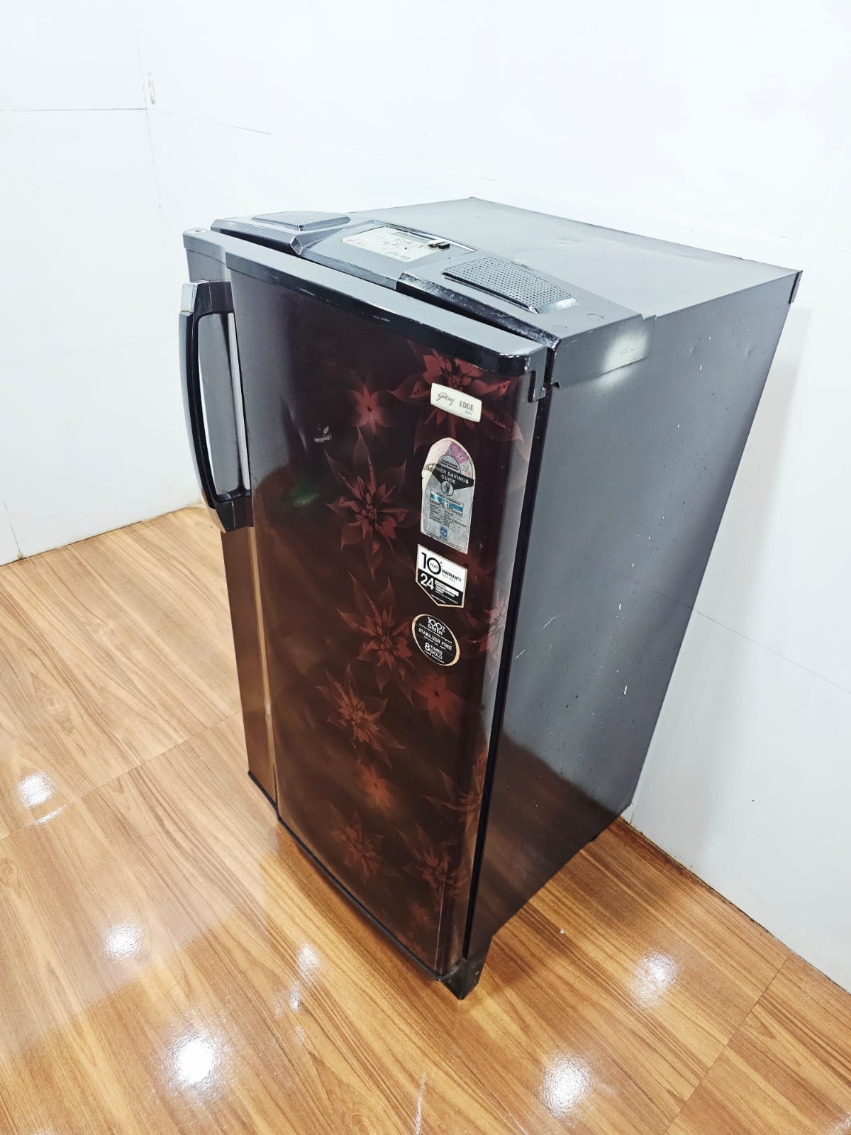 Godrej 185 L Single Door Refrigerator – Maroon Floral (Refurbished)