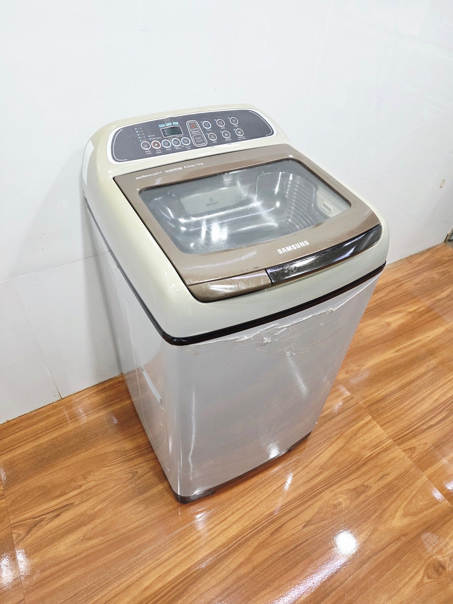 Samsung 6.2 Kg + 1 Kg Fully Automatic Top Load Washing Machine – Silver (Refurbished)