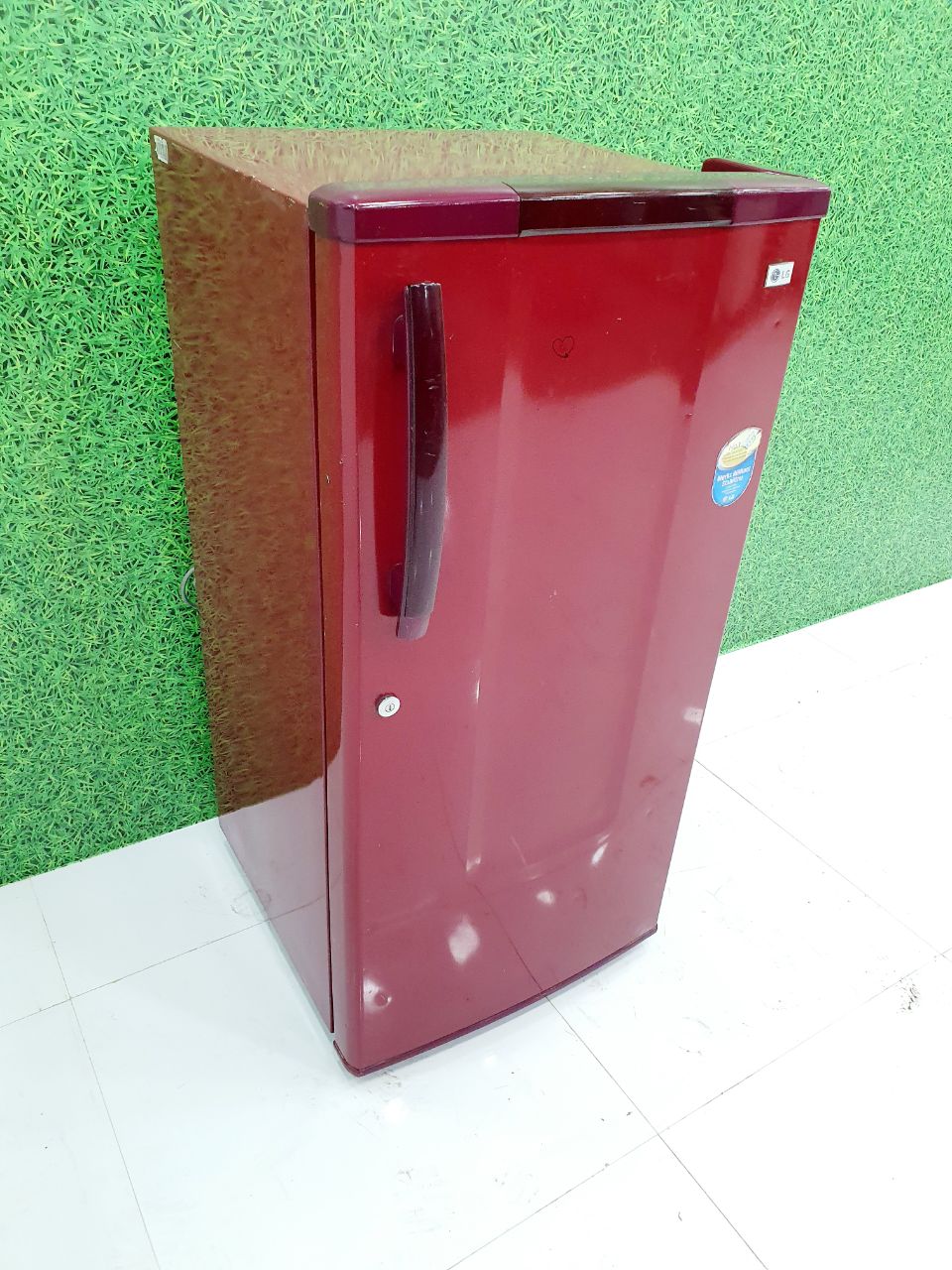 LG 190–200 L Single Door Refrigerator – Red Finish (Refurbished)